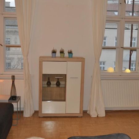 Wunderschone Altbauwohnung In Zentraler Lage Wien Extérieur photo