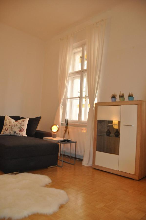 Wunderschone Altbauwohnung In Zentraler Lage Wien Extérieur photo
